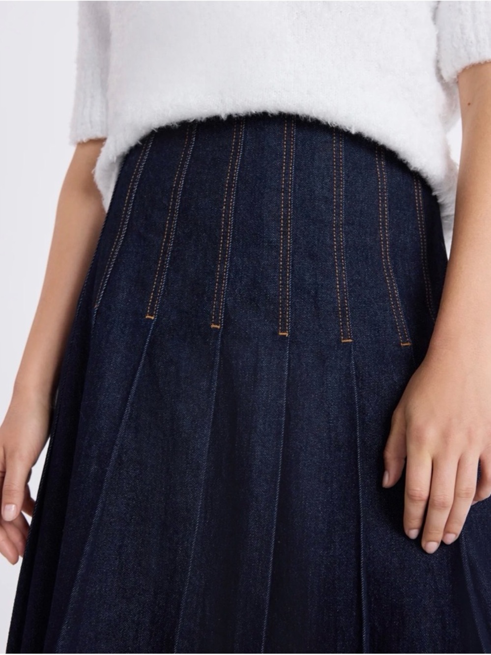 Free Assembly Stitch Pleated Denim Maxi Skirt NWT (Size 6) - Picture 4 of 6
